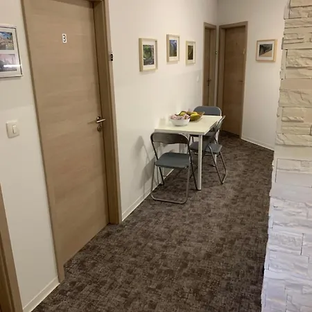 L&g krevet i doručak *